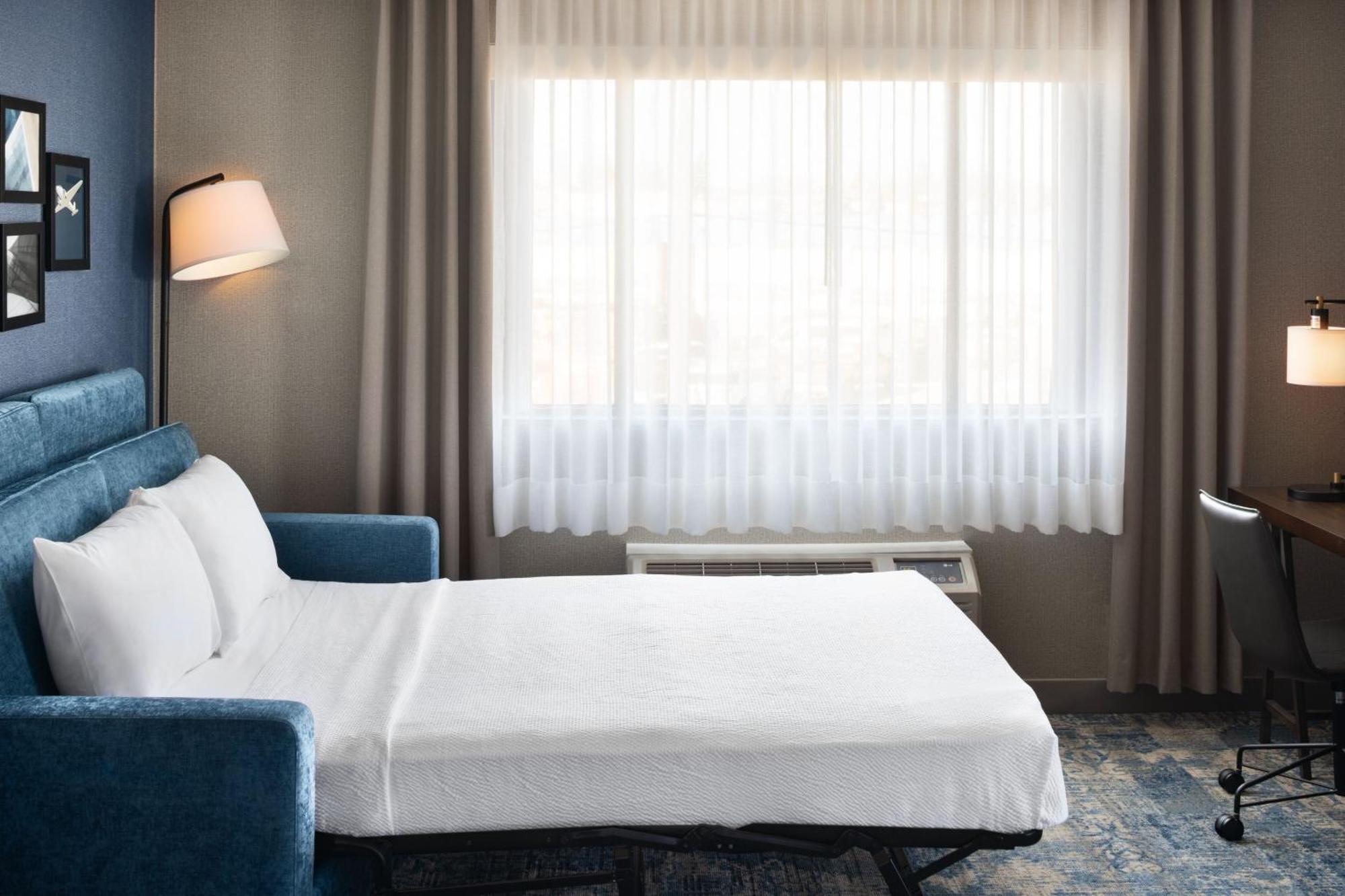 โฟร์ พอยต์ส บาย เชอราตัน เอ็ดมอนตัน เซาธ์ Hotel เอดมันตัน ภายนอก รูปภาพ
